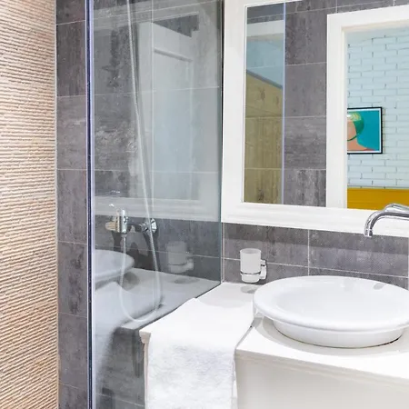 Artistic Blloku 3* 地拉那