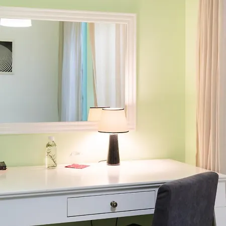 酒店 Artistic Blloku 3*