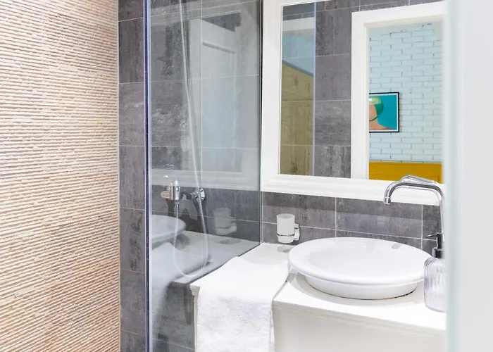 Artistic Blloku 3* Tirana