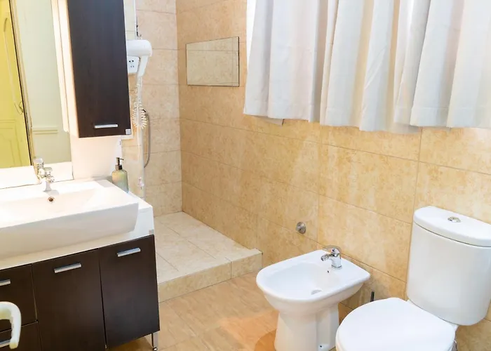 Artistic Blloku 3* Tirana