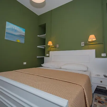 Hotel Artistic Blloku 3*