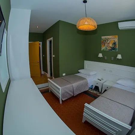 Artistic Blloku 3* Tiran